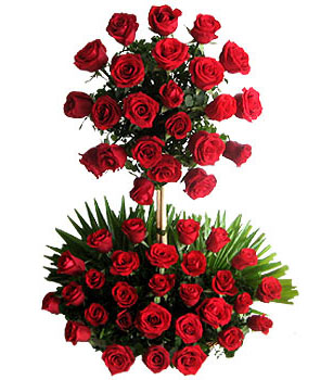 Two Tier Arrangement of 100 Red Roses